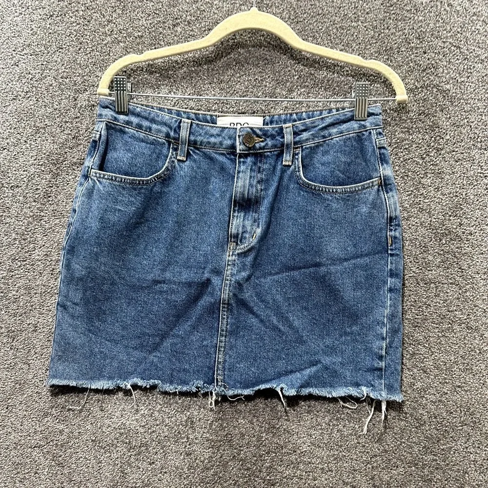 BDG Mini Pencil Skirt Medium‎ Blue Denim Frayed Hem Pockets Casual